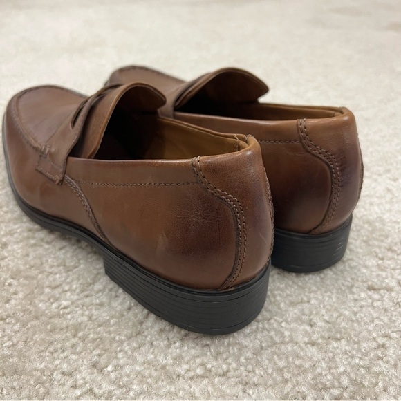 Clarks Collection Men Brown Cushion Toe Tilden Way Leather Loafers Shoes Men 9, - Picture 14 of 16